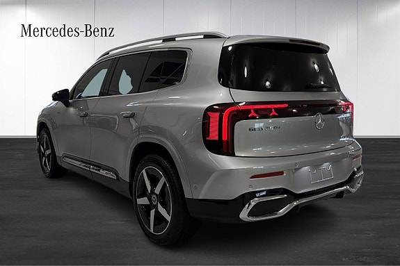 Mercedes-Benz GLB250 4 of 13
