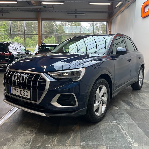 Audi Q3 5 of 5