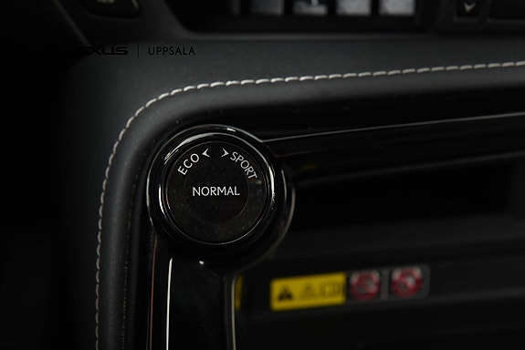 Lexus NX450h+ 18 of 24