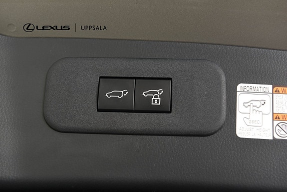 Lexus NX450h+ 11 of 24