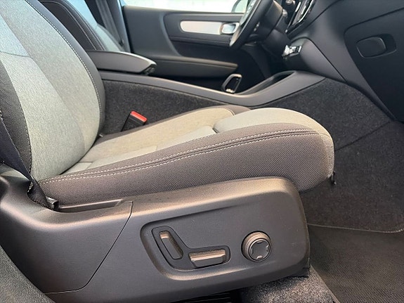Volvo XC40 19 of 19