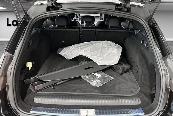 Mercedes-Benz E300 de 14 of 14