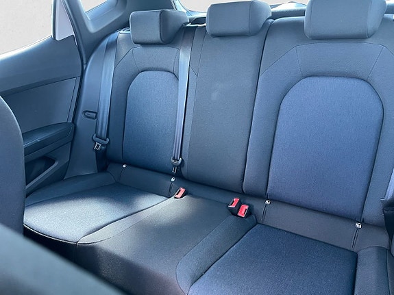 Seat Arona 11 of 14