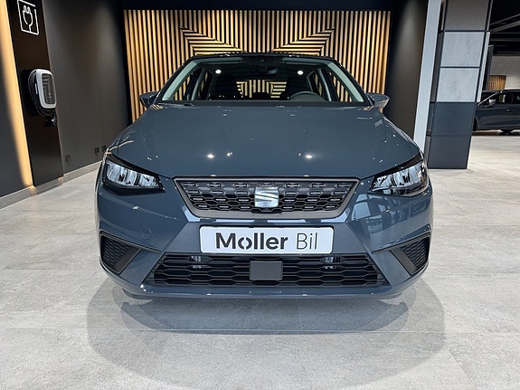 Seat Ibiza 2 of 5