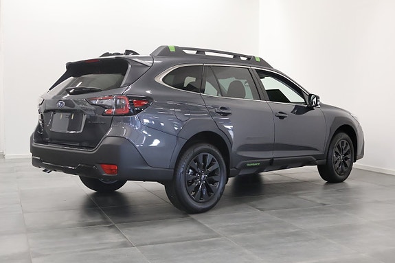 Subaru Outback 2 of 5
