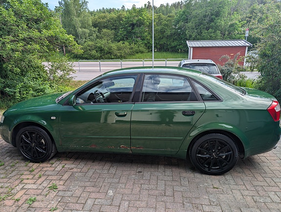 Audi A4 4 of 5