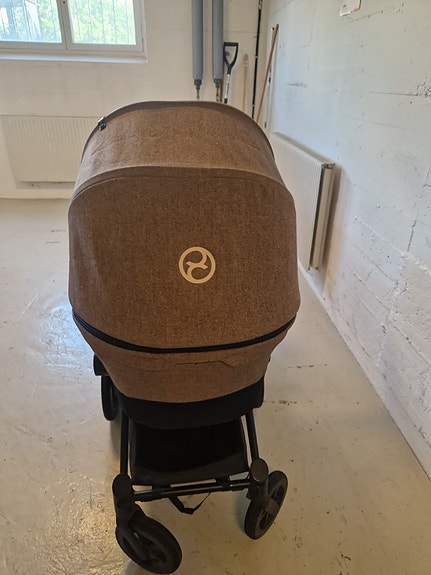 Product image 15 of 18