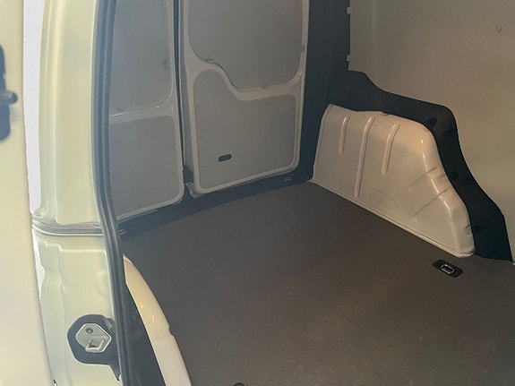 Volkswagen Caddy 15 of 22
