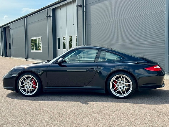 Porsche 911 Carrera 4S 18 of 18