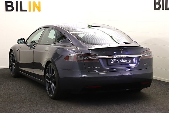 Tesla Model S 9 of 30