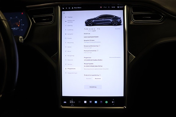 Tesla Model S 22 of 30