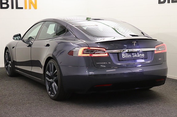 Tesla Model S 10 of 30