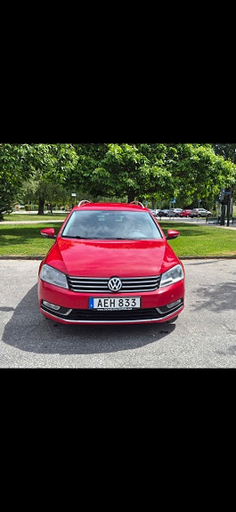 Volkswagen Passat 2 of 5