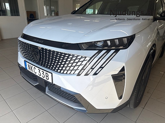 Peugeot 3008 11 of 12