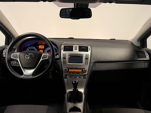 Toyota Avensis 22 of 22