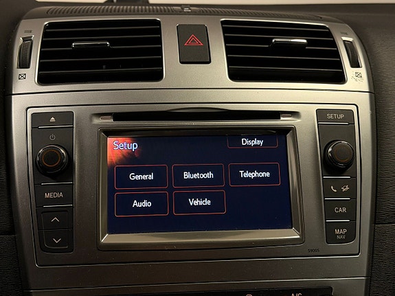 Toyota Avensis 16 of 22