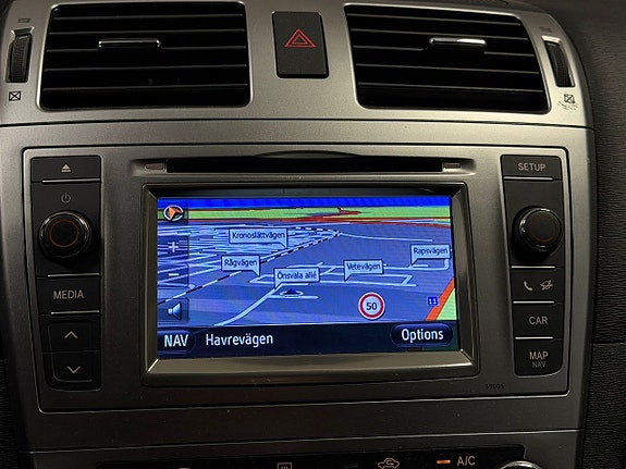 Toyota Avensis 17 of 22