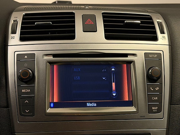 Toyota Avensis 10 of 22
