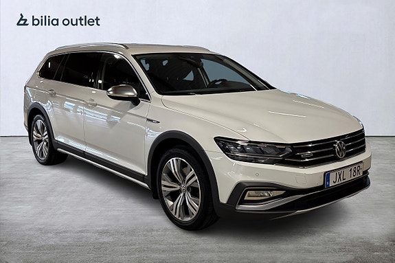 Volkswagen Passat Alltrack 4 of 5