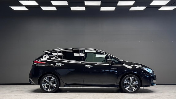 Nissan Leaf 5 of 5