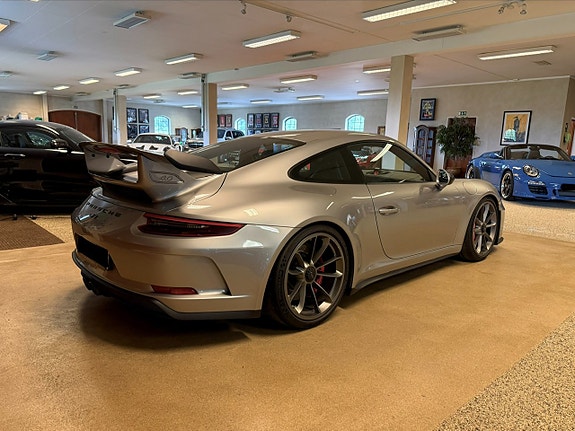 Porsche 911 5 of 5