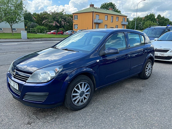 Opel Astra 3 of 5
