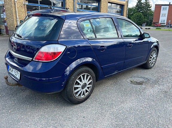 Opel Astra 7 of 12