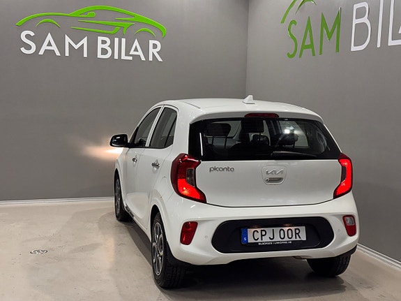 Kia Picanto 9 of 14