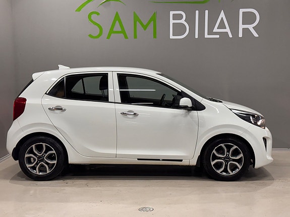 Kia Picanto 2 of 14