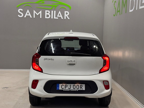 Kia Picanto 13 of 14