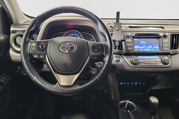 Toyota RAV4 9 of 10