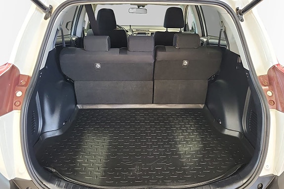 Toyota RAV4 10 of 10