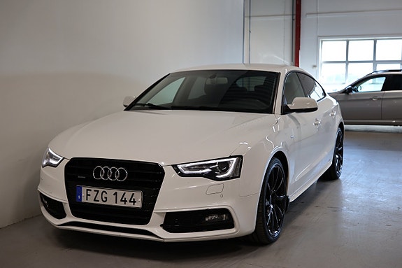 Audi A5 4 of 5