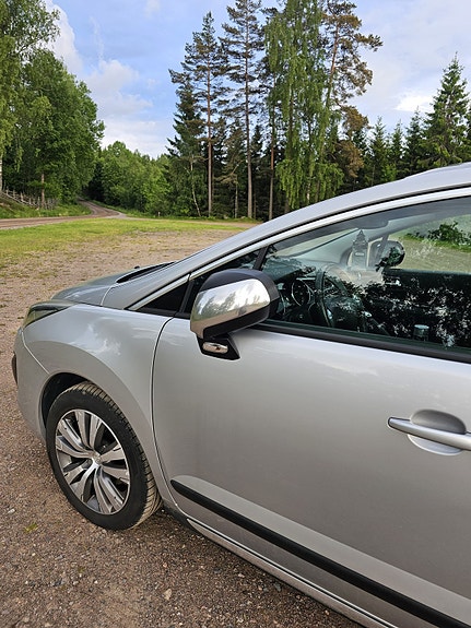 Peugeot 3008 5 of 5