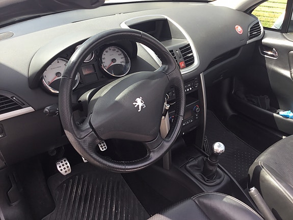 Peugeot 207 CC 5 of 5