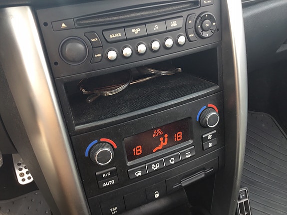 Peugeot 207 CC 3 of 5