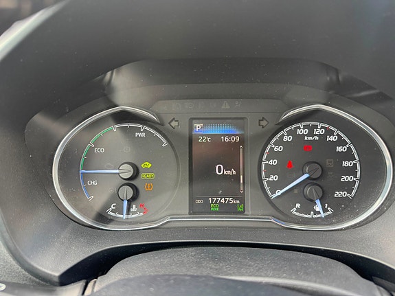 Toyota Yaris 9 of 10