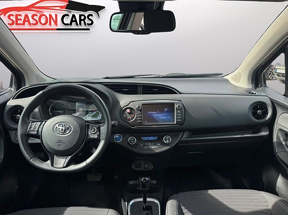 Toyota Yaris 7 of 10