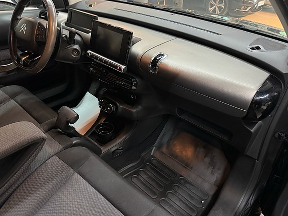 Citroen C4 Cactus 8 of 15