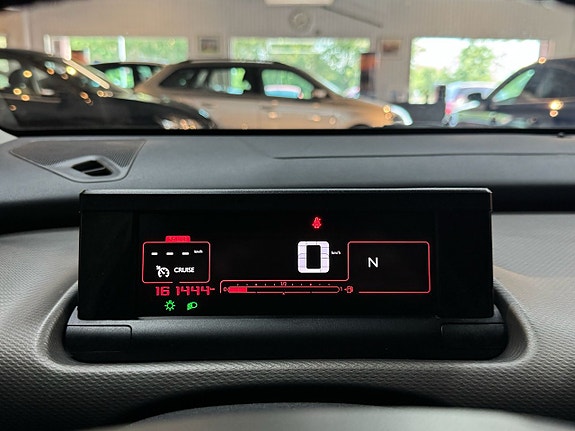 Citroen C4 Cactus 10 of 15
