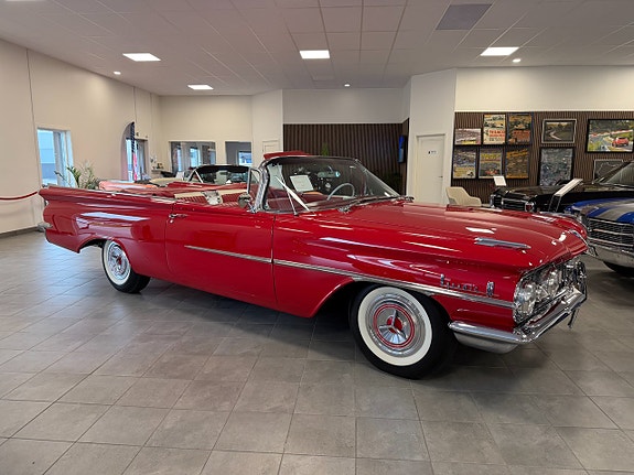 Oldsmobile Dynamic 88 3 of 21