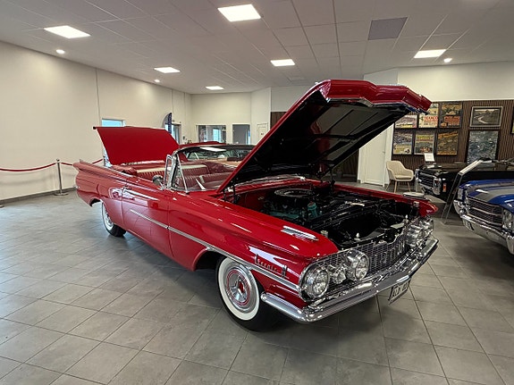 Oldsmobile Dynamic 88 8 of 21