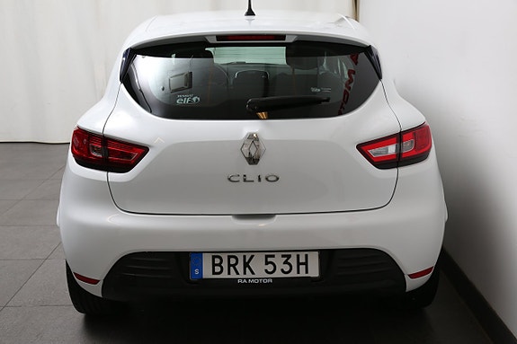Renault Clio 6 of 24