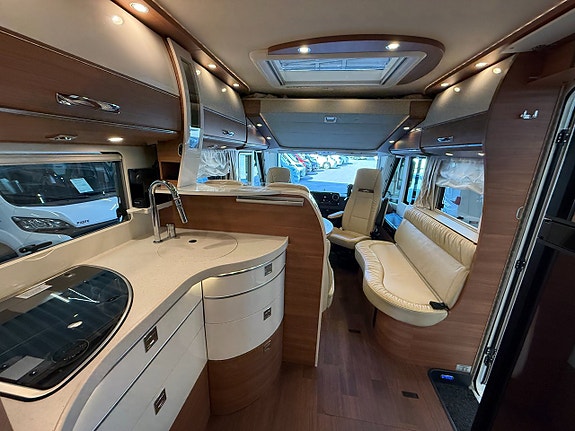 Carthago Chic c-line 5.9 XL LE *Dragkrok*MB*Solcell* 8 of 21