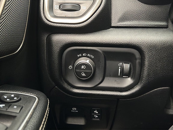 Dodge RAM 18 of 30