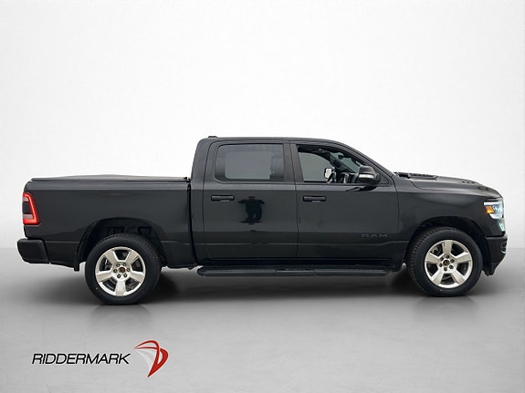 Dodge RAM 1500 2 of 5