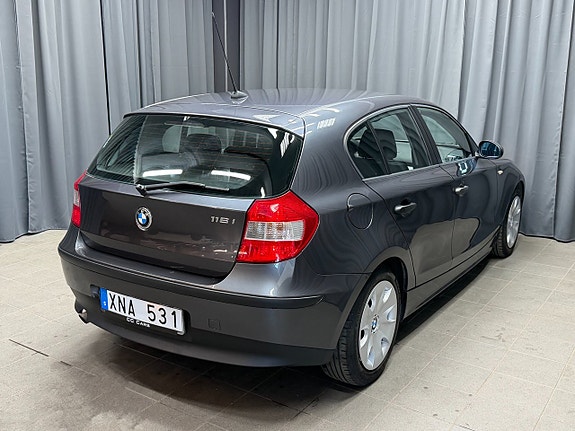 BMW 116i 7 of 18