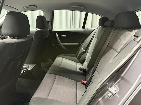BMW 116i 17 of 18
