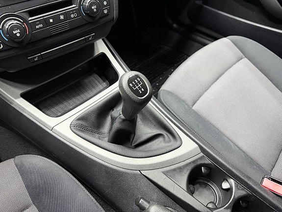 BMW 116i 15 of 18