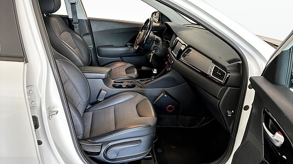 Kia Niro 3 of 5